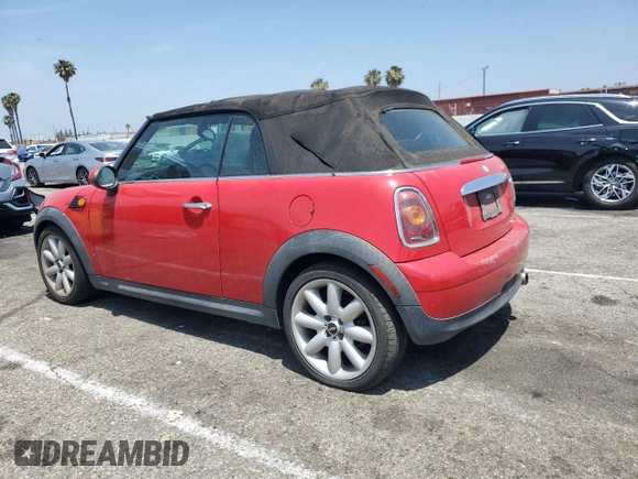 2010 MINI Convertible с VIN WMWMR3C59ATU97966, выставлен на аукционе Copart как лот 59870035 с пробегом 124 132 миль миль и Списание • Salvage title. История ставок и продаж доступна на DreamBid. Изображение 2.
