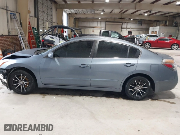 2010 Nissan Altima 2.5 S with VIN 1N4AL2AP6AN441256, listed as a IAAI auction lot 41977274 with 198,343 mi miles. Bid and sale history available at carsss.com. Image 14.