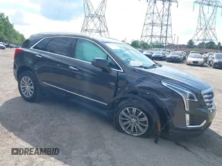 2017 Cadillac XT5 Luxury FWD z VIN 1GYKNBRSXHZ280716, wystawiony jako IAAI lot #42224373 z przebiegiem 60 375 mil mil oraz . Historia ofert i sprzedaży dostępna na DreamBid. Obrazek 1.