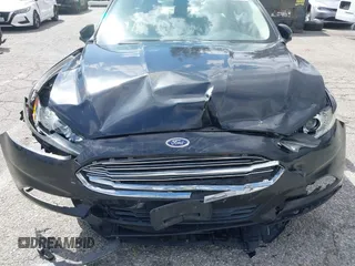 2015 Ford Fusion SE Hybrid with VIN 3FA6P0LU7FR199065, listed as a IAAI auction lot 41944181 with 197,020 mi miles. Bid and sale history available at carsss.com. Image 6.