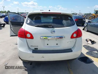 2011 Nissan Rogue SV with VIN JN8AS5MT3BW178389, listed as a IAAI auction lot 41894765 with 147,131 mi miles. Bid and sale history available at carsss.com. Image 17.