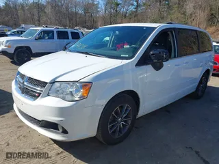 2017 Dodge Grand Caravan SXT with VIN 2C4RDGCG3HR827506, listed as a IAAI auction lot 41746018 with 264,324 mi miles. Bid and sale history available at carsss.com. Image 21.