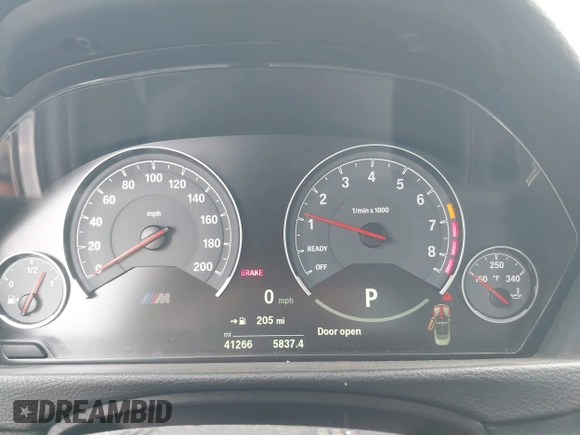 2018 BMW M4 with VIN WBS4Z9C5XJED22650, listed as a IAAI auction lot 42631888 with 41,266 mi miles and . Bid and sale history available at DreamBid. Image 7.