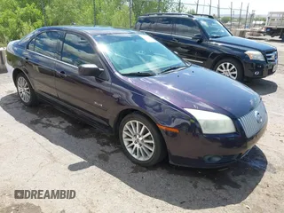 2007 Mercury Milan Premier z VIN 3MEHM08107R626547, wystawiony jako IAAI lot #42223921 z przebiegiem 211 862 mil mil oraz . Historia ofert i sprzedaży dostępna na DreamBid. Obrazek 1.