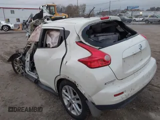 2012 Nissan Juke SL z VIN JN8AF5MV2CT124008, wystawiony jako IAAI lot #40751046 z przebiegiem Nie podano mil oraz . Historia ofert i sprzedaży dostępna na DreamBid. Obrazek 3.