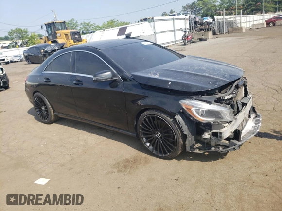2014 Mercedes-Benz CLA 250 z VIN WDDSJ4GB4EN135521, wystawiony jako Copart lot #59529145 z przebiegiem 221 517 mil mil oraz Szkoda całkowita • Salvage title. Historia ofert i sprzedaży dostępna na DreamBid. Obrazek 4.
