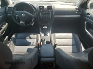 2009 Volkswagen Jetta SE z VIN 3VWRZ71K29M033787, wystawiony jako Copart lot #61969945 z przebiegiem 175 785 mil mil oraz Szkoda całkowita • Salvage title. Historia ofert i sprzedaży dostępna na DreamBid. Obrazek 8.