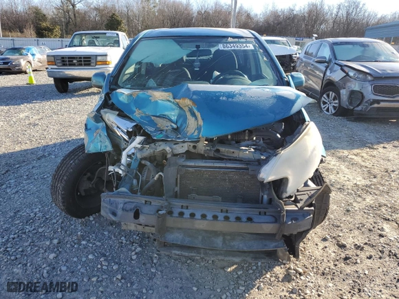 2014 Nissan Versa Note SV with VIN 3N1CE2CP4EL356340, listed as a Copart auction lot 86349354 with 221,898 mi miles and Clean Title. Bid and sale history available at carsss.com. Image 5.