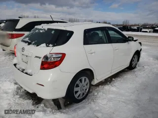 2011 Toyota Matrix with VIN 2T1KU4EE9BC698786, listed as a Copart auction lot 88878175 with 198,333 mi miles and Salvage Title. Bid and sale history available at carsss.com. Image 3.