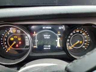 2021 Jeep Wrangler Unlimited Sport Altitude with VIN 1C4HJXDG5MW532637, listed as a Copart auction lot 45236365 with 39,214 mi miles and Salvage Title. Bid and sale history available at carsss.com. Image 9.