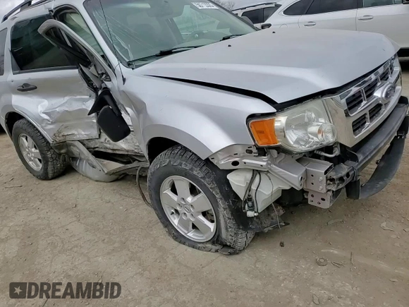 2012 Ford Escape XLT с VIN 1FMCU9DG1CKB43394, выставлен на аукционе Copart как лот 50713325 с пробегом 161 198 миль миль и Списание • Salvage title. История ставок и продаж доступна на DreamBid. Изображение 12.