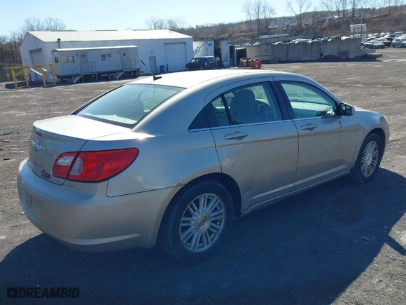 2008 Chrysler Sebring Touring with VIN 1C3LC56RX8N186933, listed as a IAAI auction lot 41899833 with 105,122 mi miles. Bid and sale history available at carsss.com. Image 4.