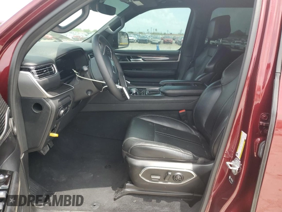 2023 Jeep Grand Wagoneer with VIN 1C4SJUAT0PS543448, listed as a Copart auction lot 55463895 with 34,664 mi miles and Salvage title. Bid and sale history available at DreamBid. Image 7.