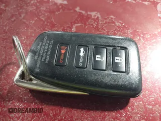 2014 Lexus ES 330 z VIN JTHBK1GG8E2109537, wystawiony jako IAAI lot #42490392 z przebiegiem 129 103 mil mil oraz . Historia ofert i sprzedaży dostępna na DreamBid. Obrazek 11.