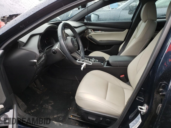 2019 Mazda Mazda3 Hatchback w/Preferred Pkg with VIN JM1BPBMMXK1136923, listed as a Copart auction lot 45404943 with 22,801 mi miles. Bid and sale history available at carsss.com. Image 7.