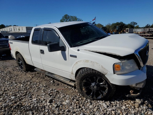 2006 Ford F-150 XLT with VIN 1FTPX14V16NB11030, listed as a Copart auction lot 80037104 with 190,666 mi miles and Salvage Title. Bid and sale history available at carsss.com. Image 4.