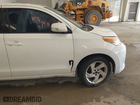 2008 Scion xD with VIN JTKKU10488J002731, listed as a IAAI auction lot 41767986 with 217,135 mi miles. Bid and sale history available at carsss.com. Image 12.