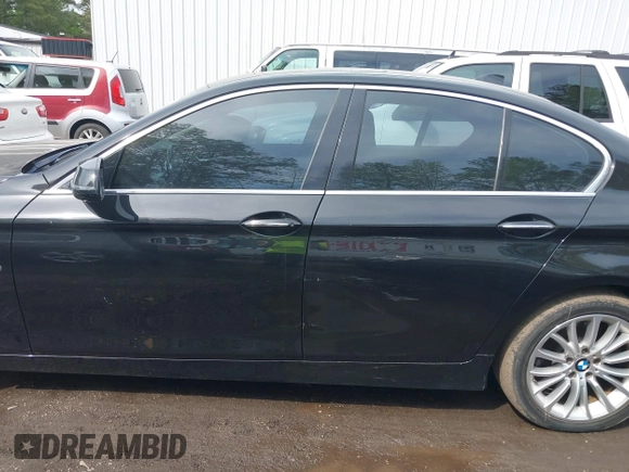 2016 BMW 5 Series 528i xDrive with VIN WBA5A7C57GG643446, listed as a IAAI auction lot 42039384 with 132,119 mi miles. Bid and sale history available at carsss.com. Image 14.
