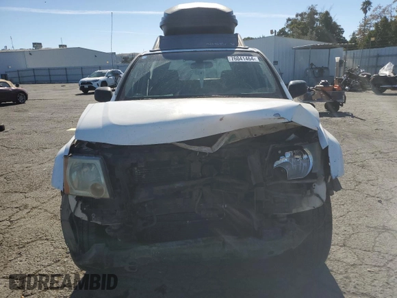 2005 Nissan Xterra SE z VIN 5N1AN08W05C646817, wystawiony jako Copart lot #76041464 z przebiegiem 167 914 mil mil oraz Szkoda całkowita • Salvage title. Historia ofert i sprzedaży dostępna na DreamBid. Obrazek 5.