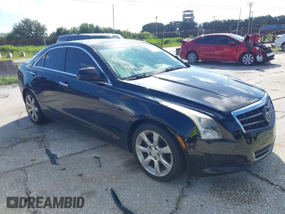 2014 Cadillac ATS Standard RWD z VIN 1G6AA5RA6E0146052, wystawiony jako IAAI lot #40220255 z przebiegiem 128 569 mil mil oraz . Historia ofert i sprzedaży dostępna na DreamBid. Obrazek 1.