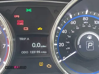 2011 Hyundai Sonata Limited with VIN 5NPEC4AC6BH275438, listed as a IAAI auction lot 42169531 with 123,195 mi miles and . Bid and sale history available at DreamBid. Image 7.