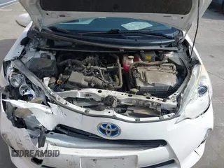 2012 Toyota Prius One with VIN JTDKDTB33C1027813, listed as a IAAI auction lot 41721224 with 183,054 mi miles. Bid and sale history available at carsss.com. Image 10.