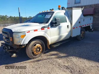 2012 Ford F-350 z VIN 1FDBF3A68CEC46535, wystawiony jako IAAI lot #41540070 z przebiegiem 271 565 mil mil oraz . Historia ofert i sprzedaży dostępna na DreamBid. Obrazek 2.