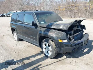2012 Jeep Patriot Limited with VIN 1C4NJRCB4CD553624, listed as a IAAI auction lot 41729225 with Not Provided miles and . Bid and sale history available at carsss.com. Image 1.