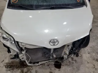 2014 Toyota Sienna Limited z VIN 5TDDK3DC1ES086604, wystawiony jako Copart lot #57044175 z przebiegiem 152 326 mil mil oraz Nie do naprawy • Non repairable. Historia ofert i sprzedaży dostępna na DreamBid. Obrazek 12.