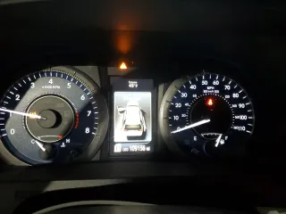 2017 Toyota Sienna XLE с VIN 5TDDZ3DC3HS178281, выставлен на аукционе Copart как лот 56352905 с пробегом 109 156 миль миль и Списание • Salvage title. История ставок и продаж доступна на DreamBid. Изображение 9.
