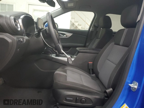 2025 Chevrolet Blazer LT with VIN 3GNKBHR45SS107121, listed as a Copart auction lot 53130305 with 1,401 mi miles and Salvage title. Bid and sale history available at DreamBid. Image 7.