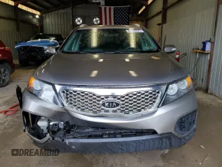 2013 Kia Sorento LX with VIN 5XYKTDA23DG420701, listed as a Copart auction lot 63235625 with 180,322 mi miles and Salvage title. Bid and sale history available at DreamBid. Image 5.