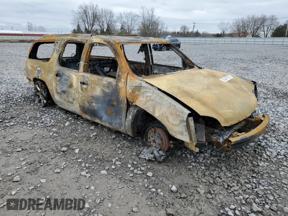 2011 GMC Yukon XL Denali z VIN 1GKS2MEFXBR178928, wystawiony jako Copart lot #53447055 z przebiegiem Nie podano mil oraz Szkody całkowita. Historia ofert i sprzedaży dostępna na DreamBid. Obrazek 4.