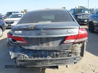 2013 Honda Civic EX with VIN 19XFB2F82DE069136, listed as a IAAI auction lot 42020405 with 181,300 mi miles and . Bid and sale history available at DreamBid. Image 17.