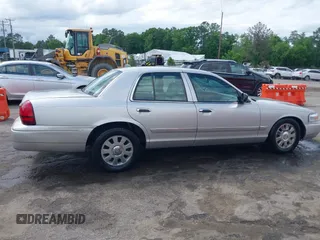 2008 Mercury Grand Marquis LS z VIN 2MEHM75V68X601123, wystawiony jako IAAI lot #42214809 z przebiegiem Nie podano mil oraz . Historia ofert i sprzedaży dostępna na DreamBid. Obrazek 13.