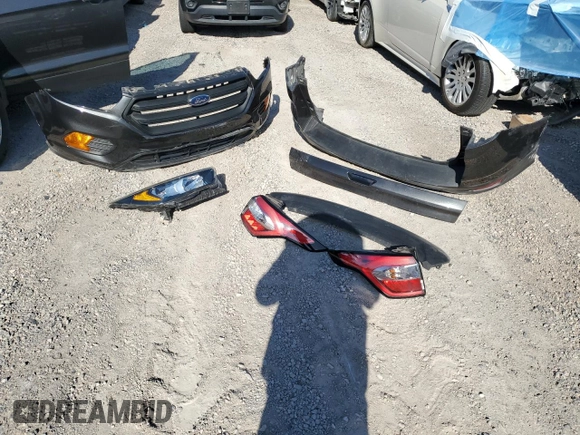 2018 Ford Escape S with VIN 1FMCU0F71JUB44345, listed as a Copart auction lot 47023335 with 40,849 mi miles and Salvage title. Bid and sale history available at DreamBid. Image 13.