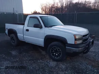 2006 Chevrolet Silverado 1500 Work Truck with VIN 3GCEK14X76G177081, listed as a IAAI auction lot 41676807 with 258,403 mi miles. Bid and sale history available at carsss.com. Image 1.