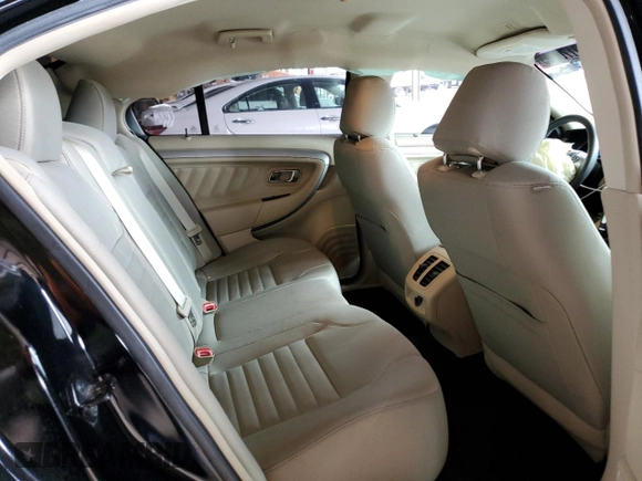 2017 Ford Taurus SE with VIN 1FAHP2D84HG105434, listed as a Copart auction lot 49170605 with 91,334 mi miles and Salvage Title. Bid and sale history available at DreamBid. Image 10.