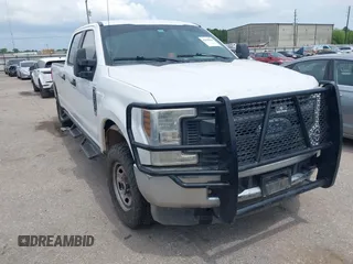 2018 Ford F-250 XL with VIN 1FT7W2B60JEC59800, listed as a IAAI auction lot 42458664 with 198,245 mi miles and . Bid and sale history available at DreamBid. Image 1.