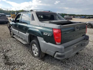 2002 Chevrolet Avalanche with VIN 3GNEK13TX2G195672, listed as a Copart auction lot 73494934 with Not Provided miles and Salvage Title. Bid and sale history available at DreamBid. Image 2.