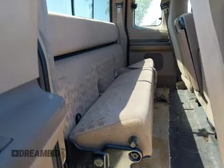 1999 Ford F-250 XL with VIN 1FTNX20LXXEA49775, listed as a IAAI auction lot 41825626 with 141,767 mi miles and . Bid and sale history available at DreamBid. Image 8.