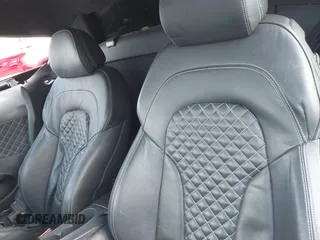 2014 Audi R8 z VIN WUAAUAFG6EN001685, wystawiony jako IAAI lot #41816821 z przebiegiem 19 588 mil mil oraz . Historia ofert i sprzedaży dostępna na DreamBid. Obrazek 8.