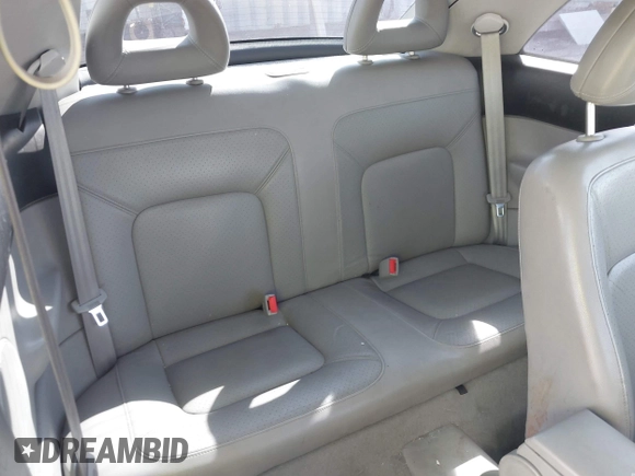 2000 Volkswagen Beetle GLS с VIN 3VWCC21C1YM445314, выставлен на аукционе IAAI как лот 42396409 с пробегом 185 758 миль миль и . История ставок и продаж доступна на DreamBid. Изображение 8.