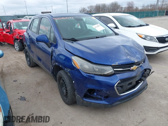 2017 Chevrolet Trax LS with VIN 3GNCJKSB0HL177786, listed as a IAAI auction lot 42016071 with 237,428 mi miles. Bid and sale history available at carsss.com. Image 1.