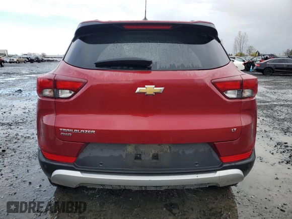 2021 Chevrolet TrailBlazer LT with VIN KL79MRSL9MB033643, listed as a Copart auction lot 48976015 with 28,232 mi miles and Salvage Title. Bid and sale history available at DreamBid. Image 6.