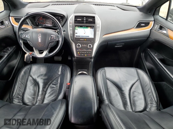 2017 Lincoln MKC Select with VIN 5LMCJ2C93HUL11239, listed as a Copart auction lot 48985315 with 121,233 mi miles and Salvage title. Bid and sale history available at DreamBid. Image 8.