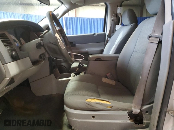 2008 Dodge Durango with VIN 1D8HB38N98F156269, listed as a Copart auction lot 81235314 with 236,199 mi miles and Clean title. Bid and sale history available at DreamBid. Image 7.