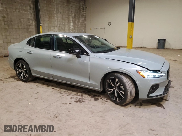 2024 Volvo S60 Core Dark Theme with VIN 7JRL12FK4RG322970, listed as a Copart auction lot 54515395 with 11,272 mi miles and Clean title. Bid and sale history available at DreamBid. Image 4.