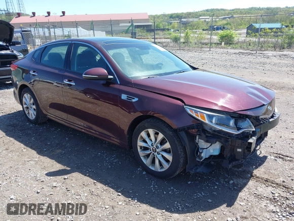 2016 Kia Optima EX z VIN 5XXGU4L37GG114750, wystawiony jako IAAI lot #42154903 z przebiegiem 97 625 mil mil oraz . Historia ofert i sprzedaży dostępna na DreamBid. Obrazek 1.