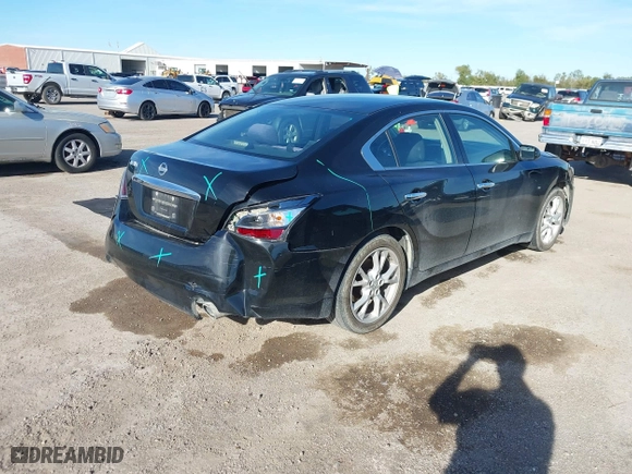 2012 Nissan Maxima 3.5 SV with VIN 1N4AA5AP1CC865594, listed as a IAAI auction lot 40819806 with 225,464 mi miles. Bid and sale history available at carsss.com. Image 4.